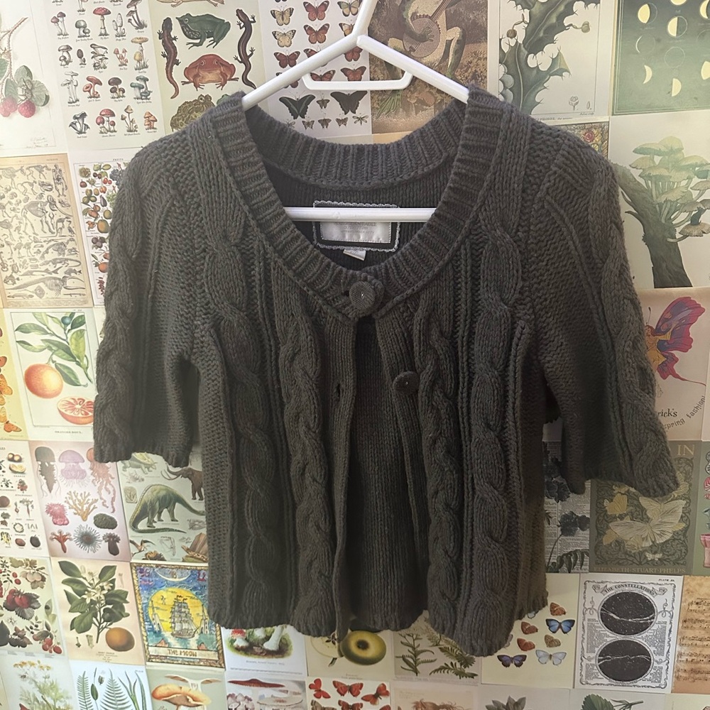 American Eagles olive green cropped shawl /cardigan size small